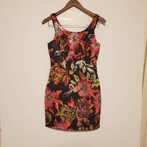 💥SOLD - NWT Bold floral mini dress